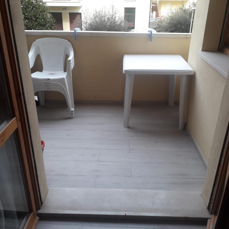 Ad Un Passo Dal Mare Appartement Porto SantʼElpidio Buitenkant foto